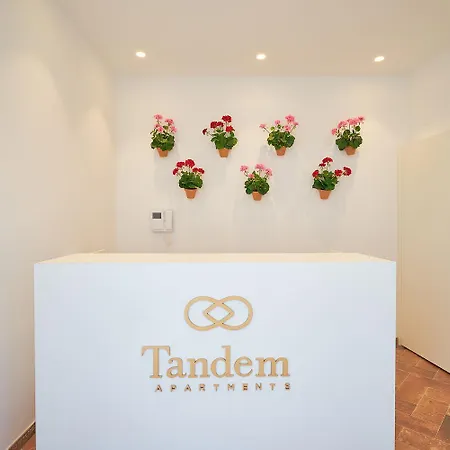 Tandem El Patio Suites-2