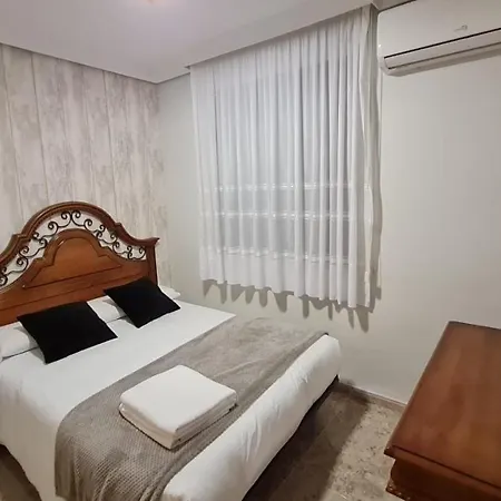 Apartamentos Los Robles-2