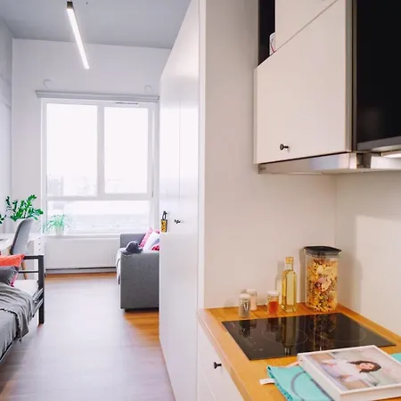 Studios And Shared Rooms At Livinnx Krakow-2