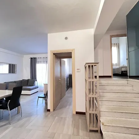 Smeralda Flats-2