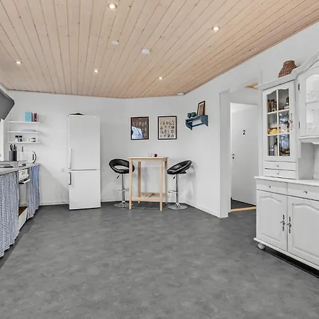 Gorgeous Apartment In Billund With Wifi-2