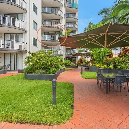 Cairns Esplanade Apartment-2