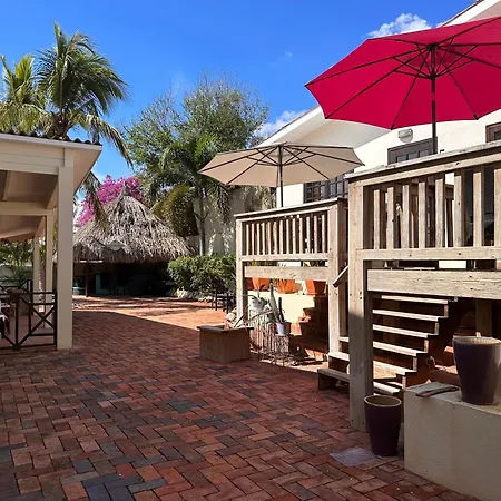 Sylvie Resort Curacao-2