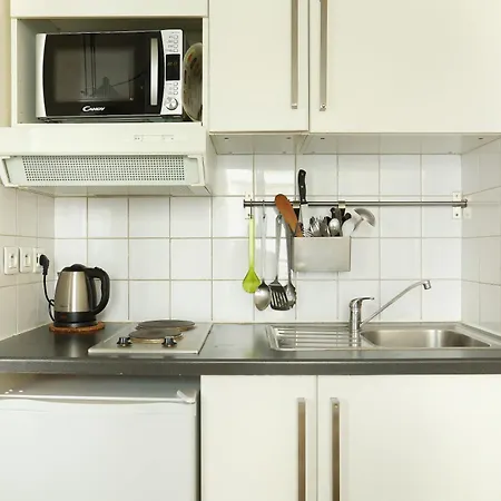Pick A Flat'S Apartments In Batignolles - Rue Biot-2