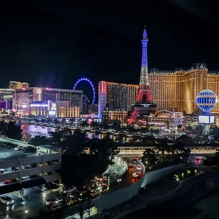 Stay Together Suites - Condominium On The Strip Sleeps 16 - No Resort Fee-2