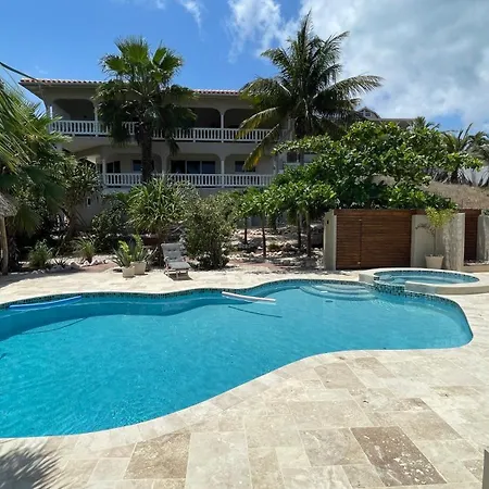 PUUR! Appartementen Curaçao-3