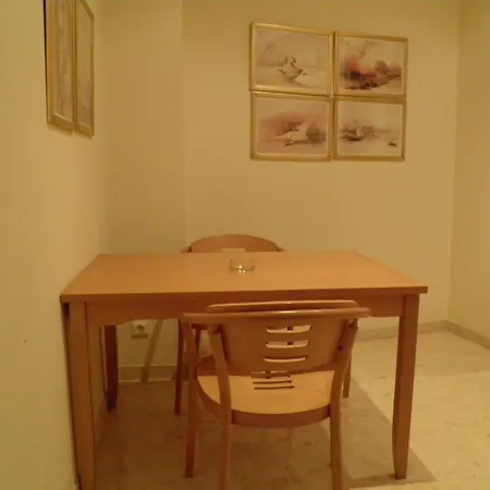 Apartaments St. Jordi Comtal-3
