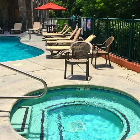 Summit Manor Condominiums-2