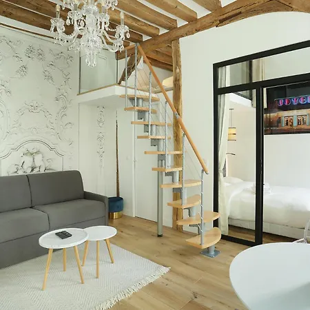 Residence Le Marais By Studio Prestige-3