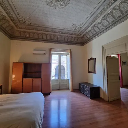Piazza Politeama-3