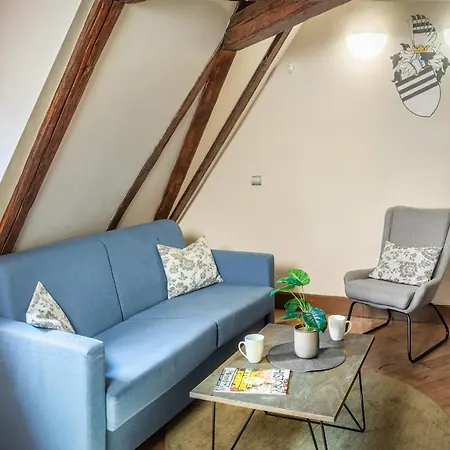 3 Epoques Apartments By Adrez-2