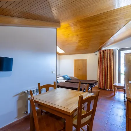Apartaments Sant Moritz-3