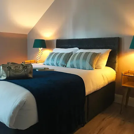 Titanic Guest Boutique Accommodation-2
