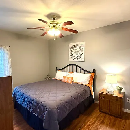 Lakefront And Lake View Condo On Indian Point-2
