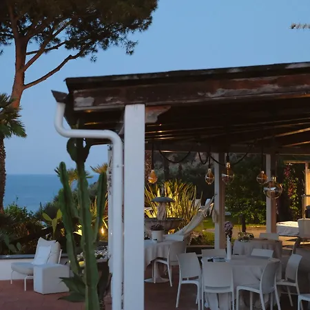 Villa To Ischia With Love-3