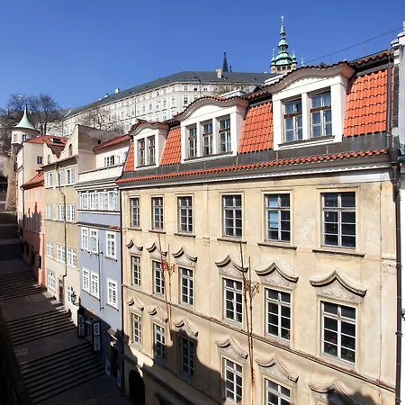 Residence Thunovska-2
