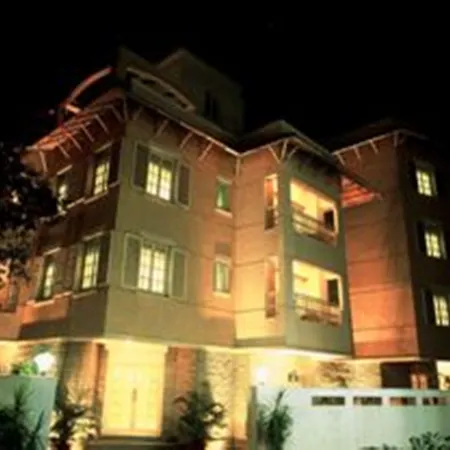 Tristar Serviced Apartments-2