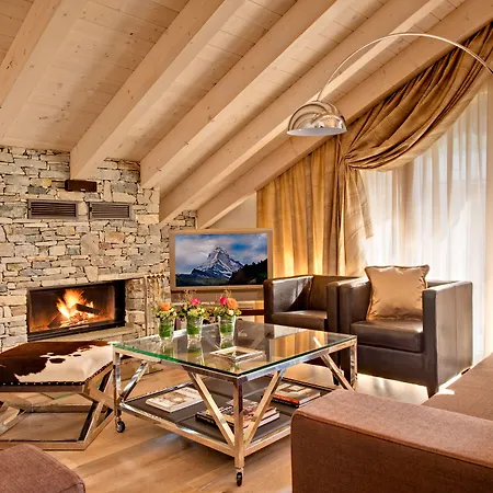 Alex Lodge Private Luxury Apartments-3
