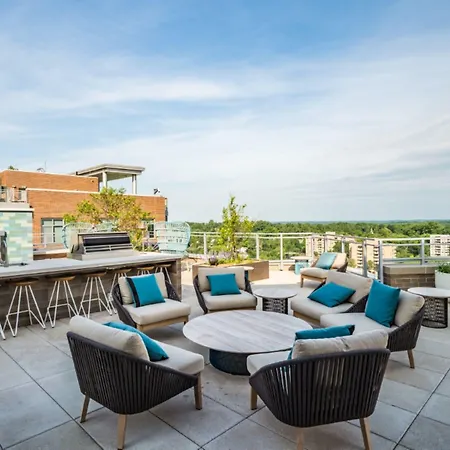 Global Luxury Suites Bethesda Chevy Chase-2