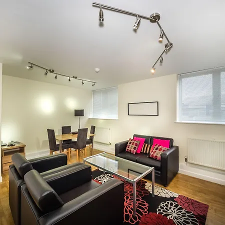 Lse Carr-Saunders Hall-2