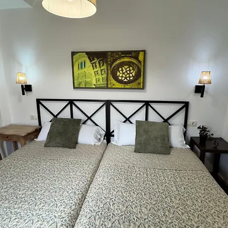 Apartamentos Alcazar de Baeza-3