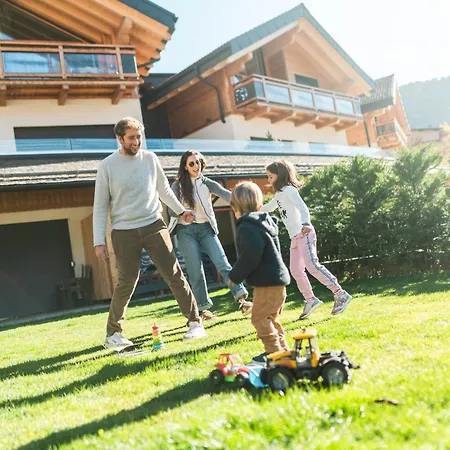 La Dila Dolomiti Mountain Lodge-3