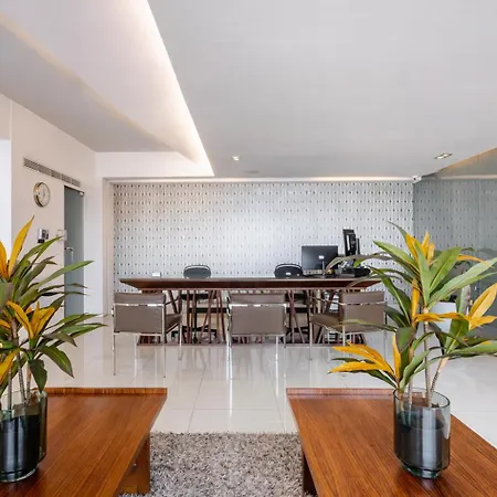 Lincoln Suite-3