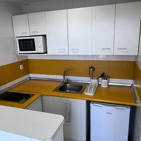Apartamentos El Velero-3