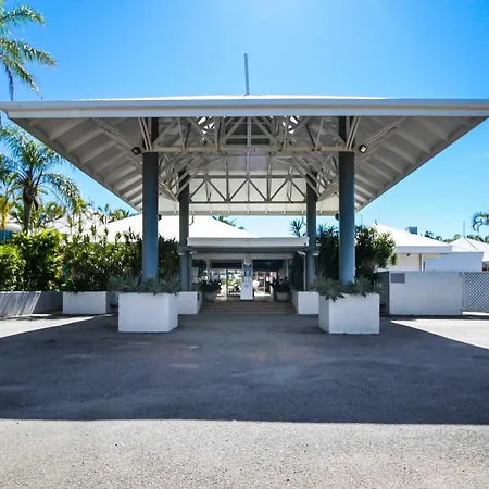 Whitsunstays - The Resort By The Sea-3