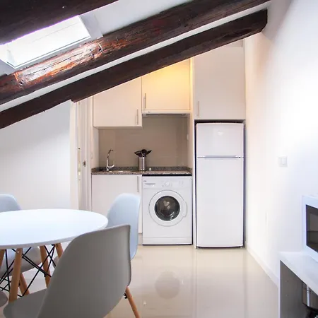 Apartment In Malasana-3