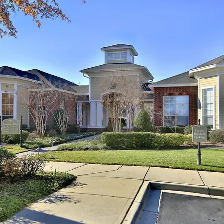 Oakwood Living Raleigh At Brier Creek-3