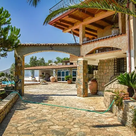 Apartments Villa Michela-2