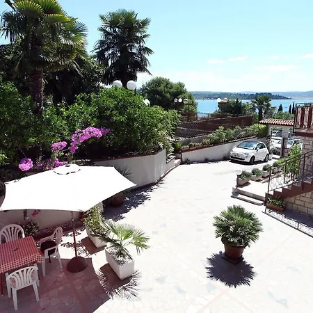 Lovely Sea View Apartments Bj-2