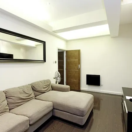 London Central Apartments-3