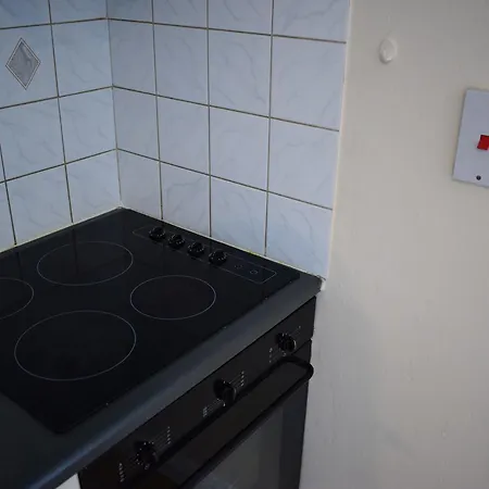 Studio Flat In Drumcondra-3
