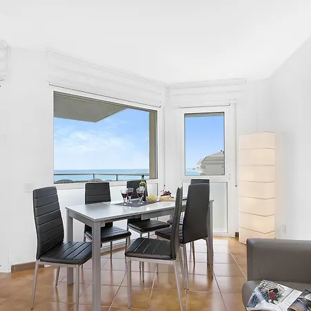 Santa Susanna Skyline Apartment-2