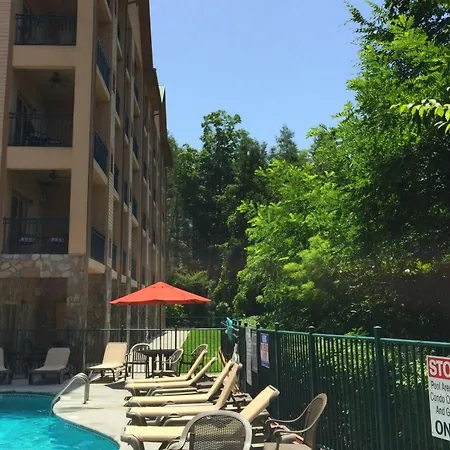 Summit Manor Condominiums-3