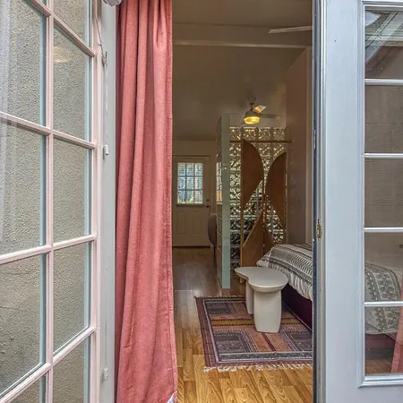Cottage By Mission Bay-3