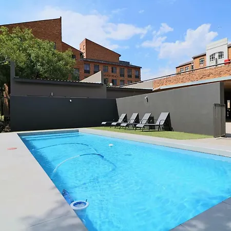 Lakeside Apartments-2