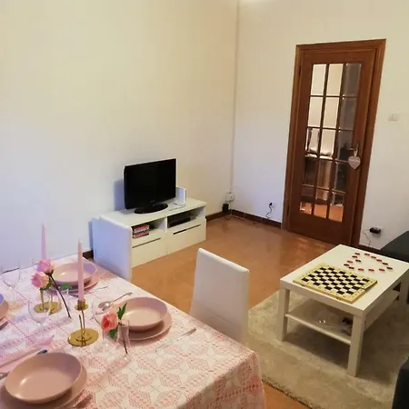 Pisa Apartment-2