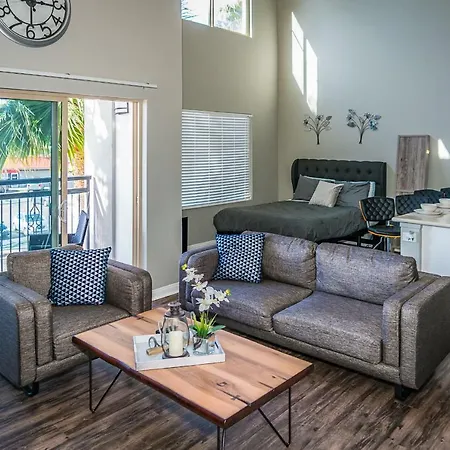 Luxury Stay By Sb Suites-3
