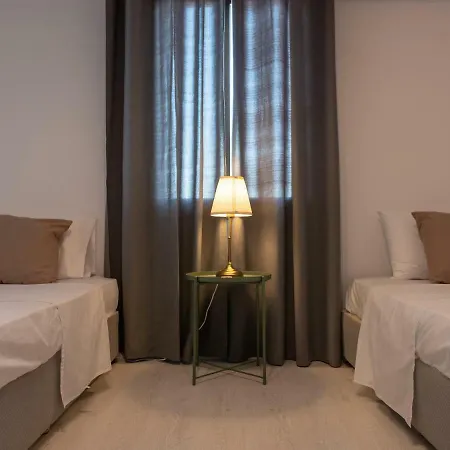 Kings Square Holiday Apartments-3