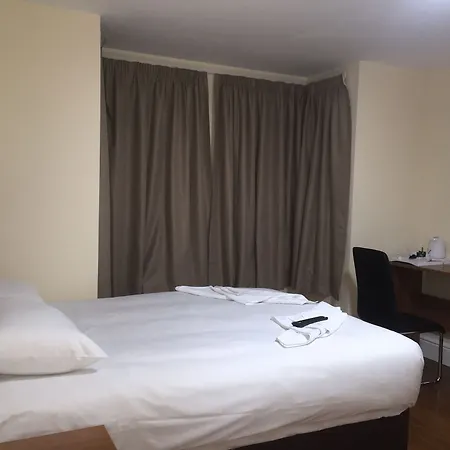 Centre Apartments-3