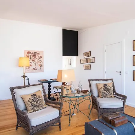 Lusitano Apartment Top Floor-3