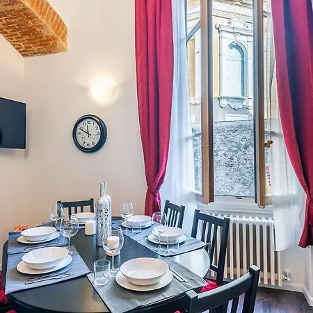 Lorenzo de' Medici Family Home-2