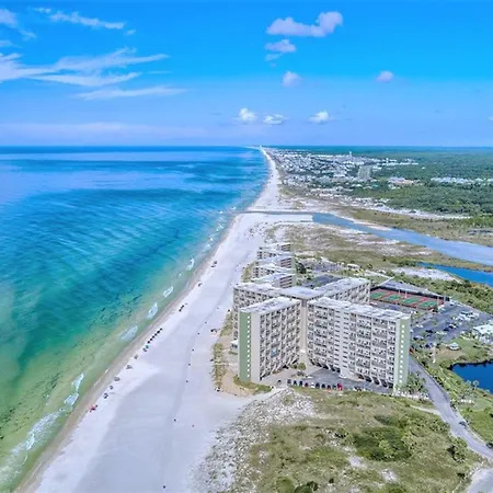 Pinnacle Port Beach Resort-3