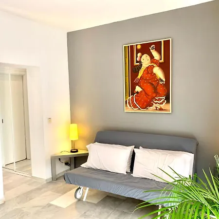 Apartamentos Por Temporada En Puerta Del Sol-2
