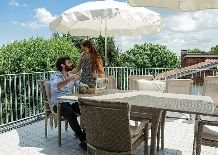 Sirmione Rosselli Apartments