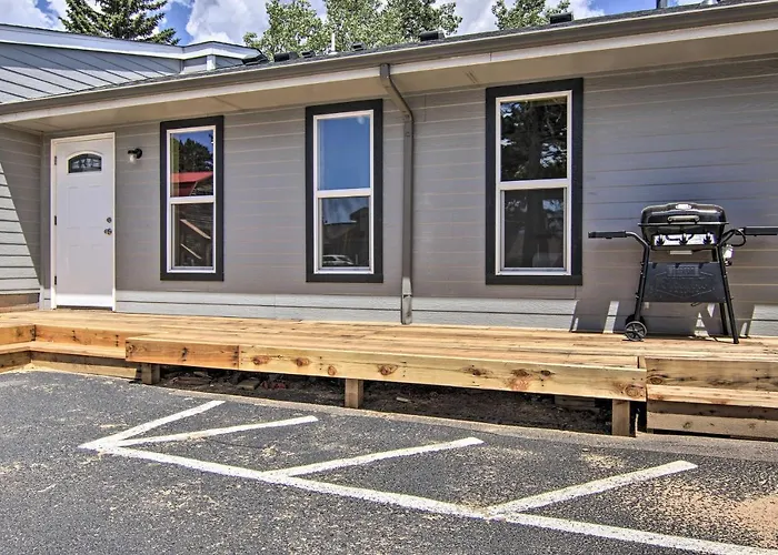 Mountain Cabin, Walk To Dining/Memorial Park!