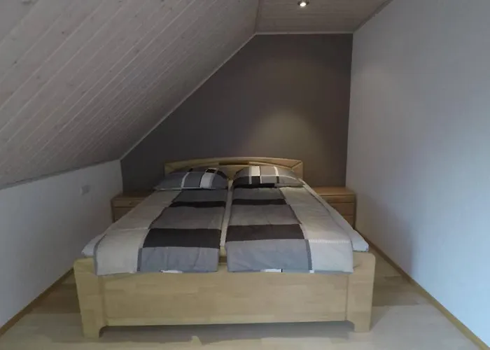 Ferienwohnung Leutkirch Offen Hell Hoch Schoene Aussicht